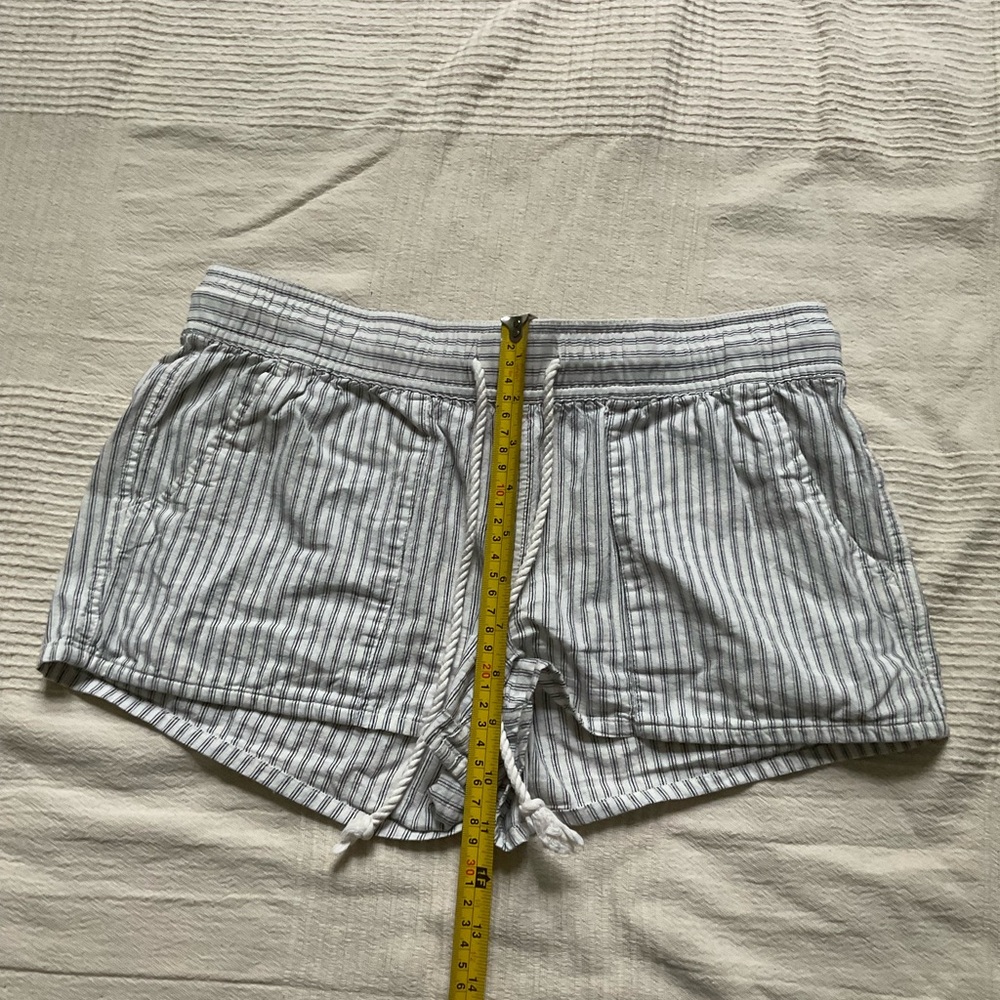Cotton Striped Elastic Drawstring Shorts - Picture 4 of 5